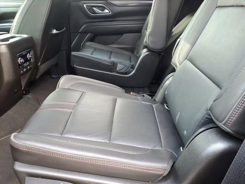 Used 2021 Chevrolet Tahoe RST w/ Luxury Package image 18