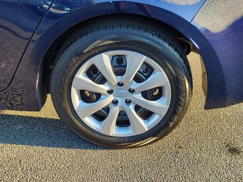 Used 2025 Toyota Corolla LE image 8