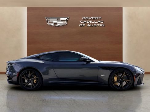Used 2019 Aston Martin DBS Superleggera RWD image 5