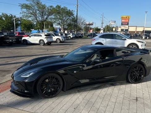 Used 2016 Chevrolet Corvette Stingray Coupe w/ 2LT Preferred Equipment Group RWD image 15