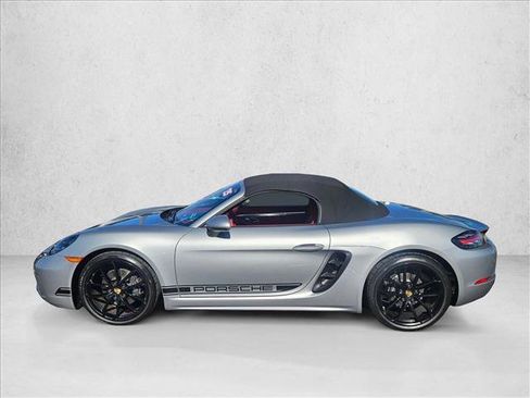 Used 2025 Porsche 718 Boxster image 9