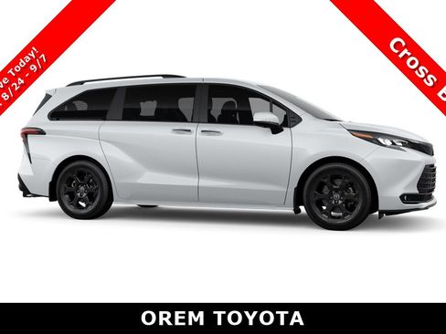 New 2026 Toyota Sienna XLE Woodland Edition AWD/4WD image 13
