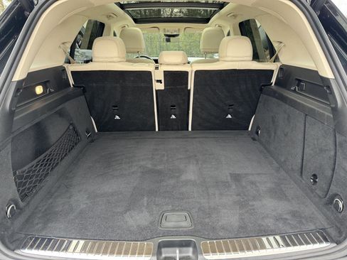 Used 2023 Mercedes-Benz GLE 350 w/ AMG Line Exterior image 25