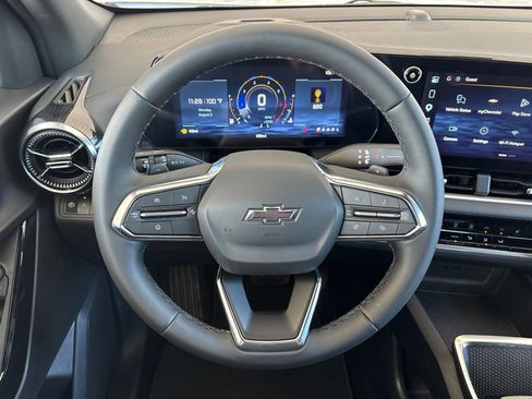 New 2027 Chevrolet Equinox LT w/ Midnight Edition FWD image 25
