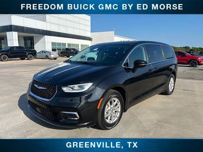 Used 2024 Chrysler Pacifica Touring-L