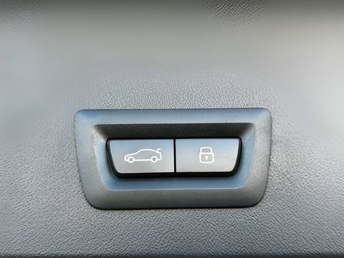 Used 2026 BMW X3 xDrive30 w/ M Sport Package image 25