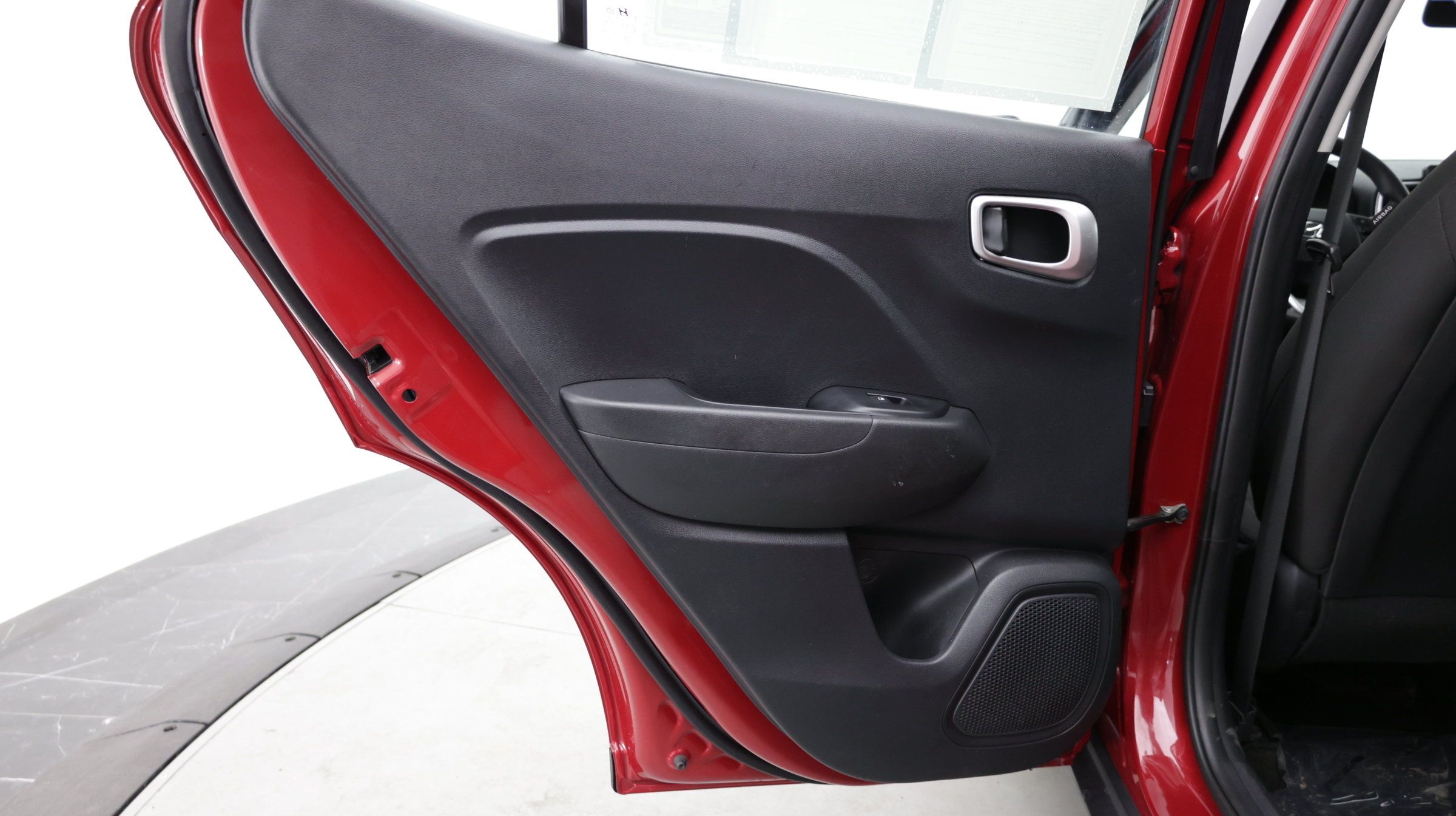 Used 2023 Hyundai Venue SE FWD image 23