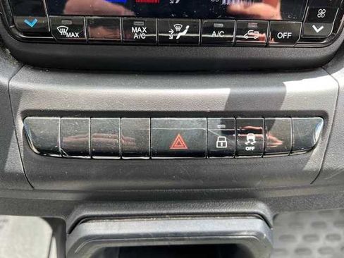 Used 2023 RAM ProMaster 2500 image 25