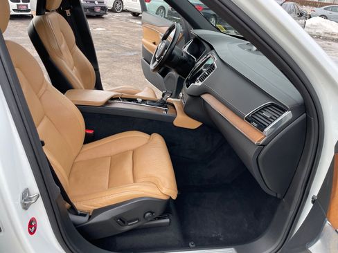 Used 2018 Volvo XC90 T6 Inscription w/ Convenience Package image 13