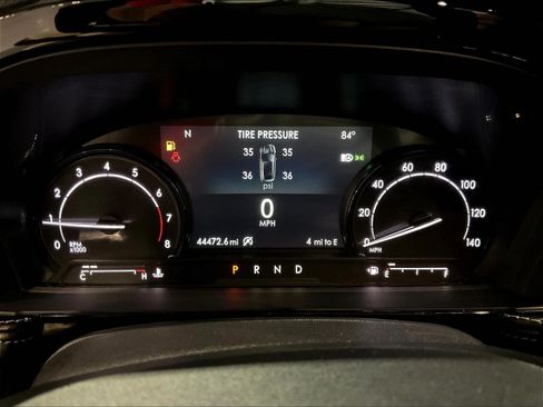 Used 2022 Lincoln Corsair AWD w/ Equipment Group 101A image 13