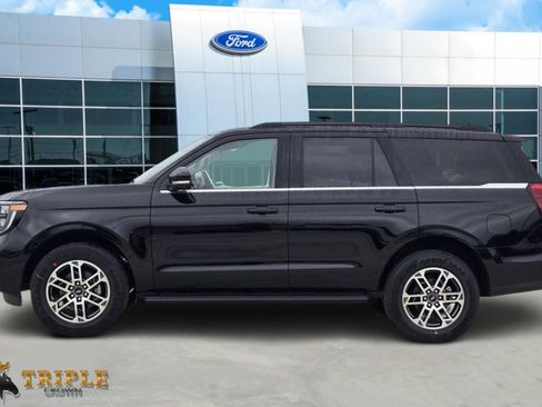 New 2026 Ford Expedition Active RWD image 3