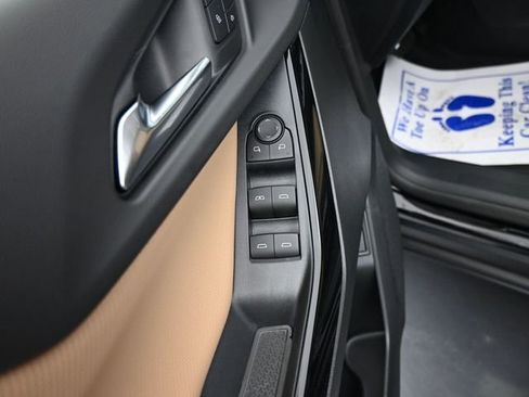 New 2026 Chevrolet Equinox ACTIV w/ Convenience Package III image 12