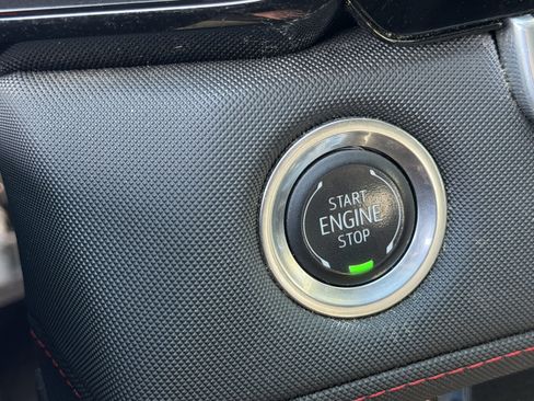 Used 2024 Chevrolet Colorado Z71 w/ Z71 Convenience Package 2 image 33