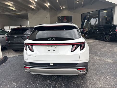 Used 2025 Hyundai Tucson Limited image 5