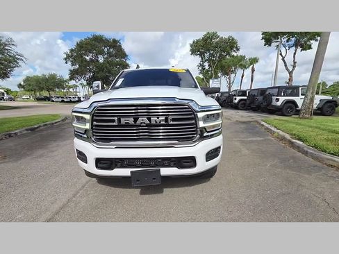 Used 2023 RAM 2500 Laramie AWD/4WD image 42