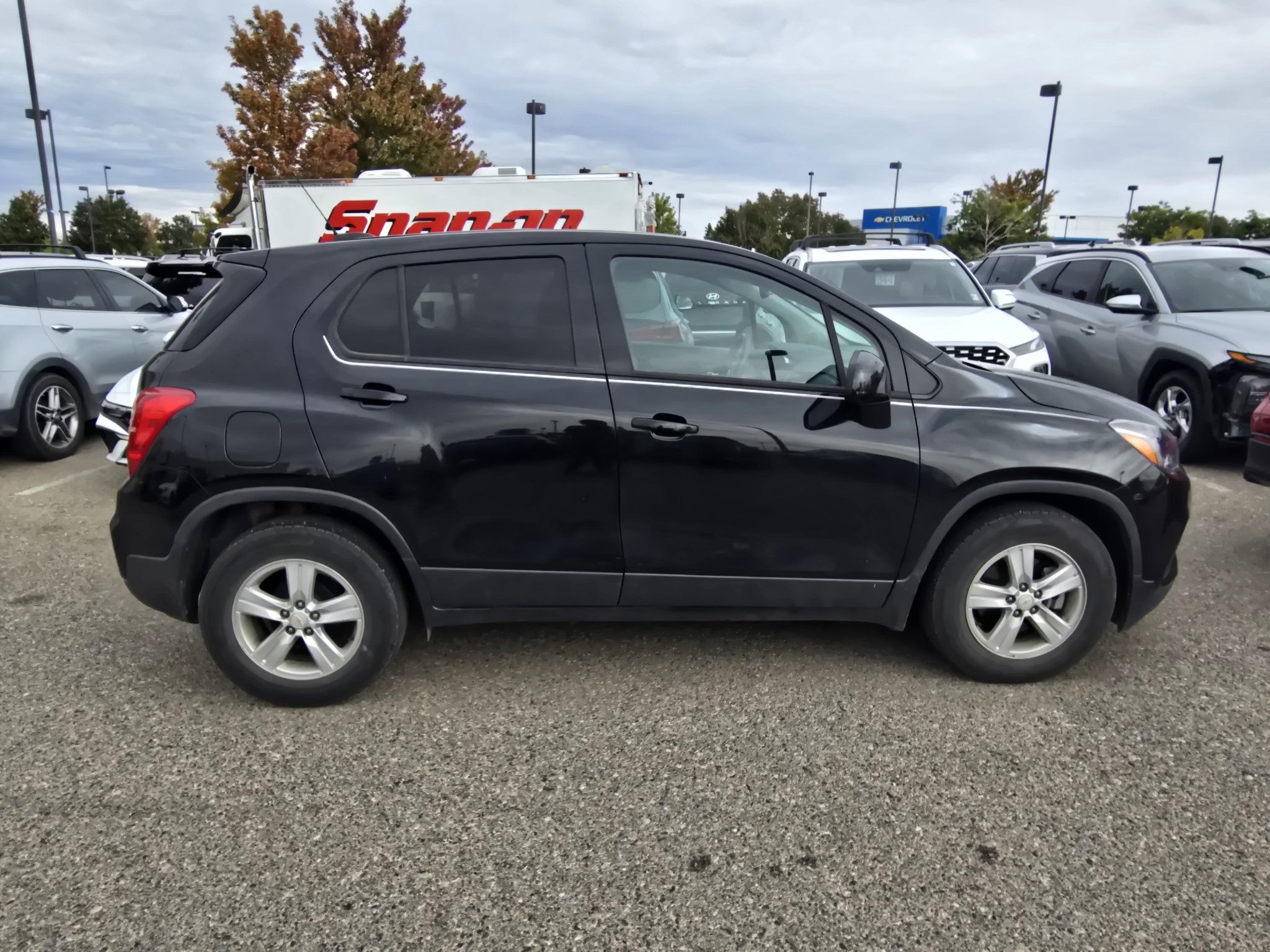 Used 2020 Chevrolet Trax LS w/ Tint and Cruise Package FWD image 7