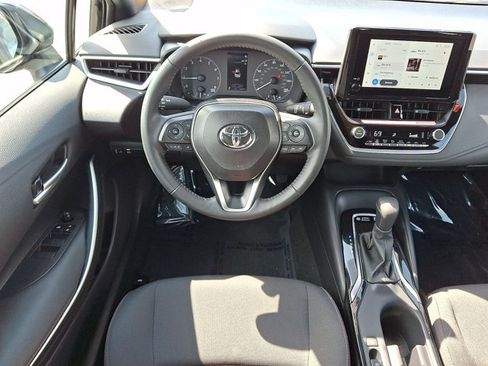 Certified 2025 Toyota Corolla SE FWD image 22