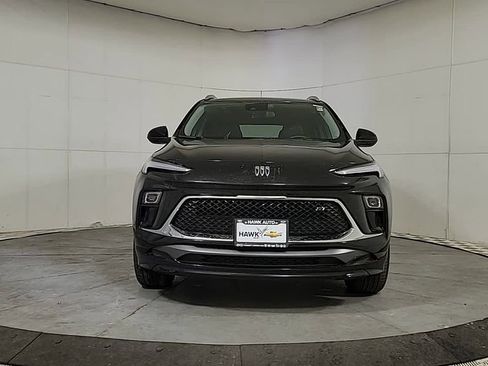 Used 2024 Buick Encore GX Sport Touring w/ Comfort Package image 2