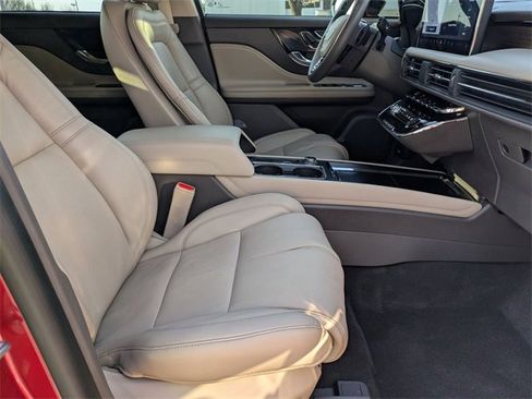 Used 2024 Lincoln Corsair Reserve w/ Equipment Group 202A image 29