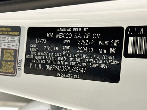 Used 2024 Kia Forte LXS w/ LXS Technology Package FWD image 12