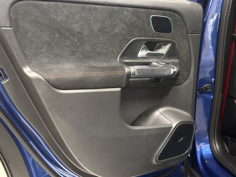 Used 2025 Mercedes-Benz GLB 35 AMG 4MATIC image 23
