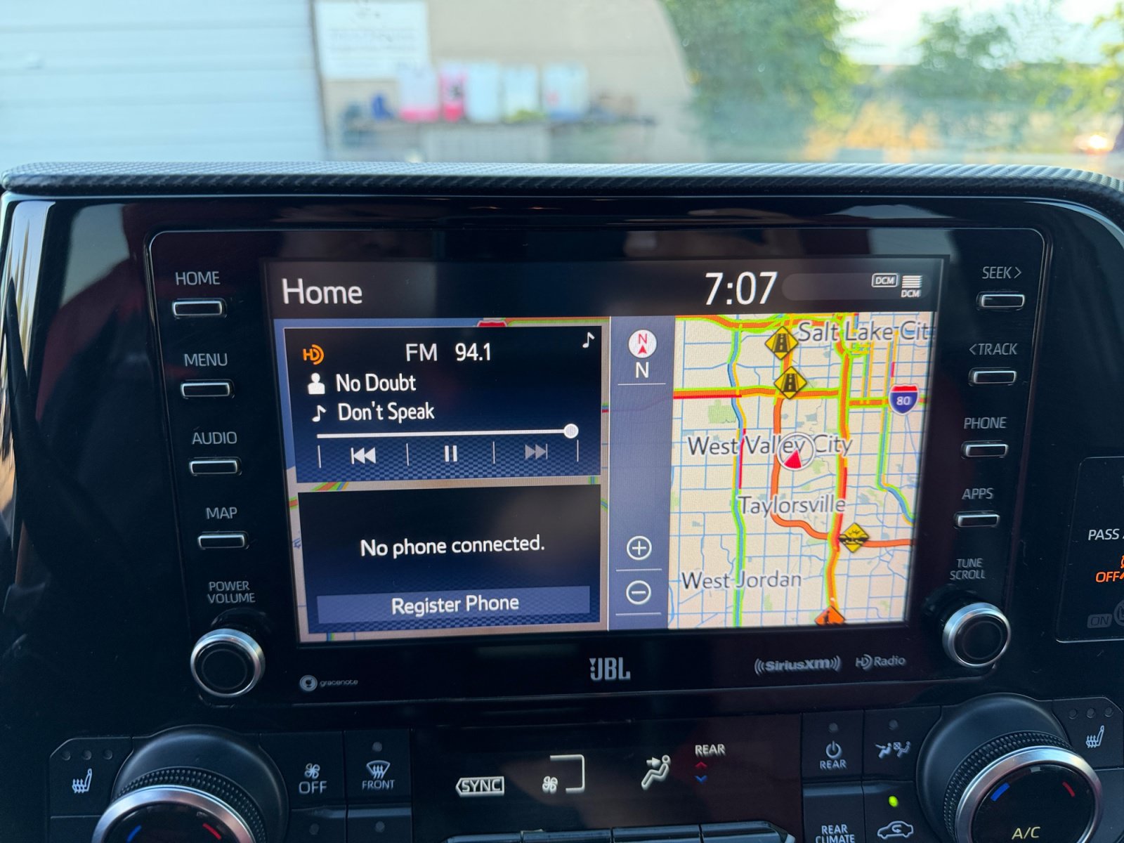 Used 2022 Toyota Highlander XSE AWD/4WD image 22