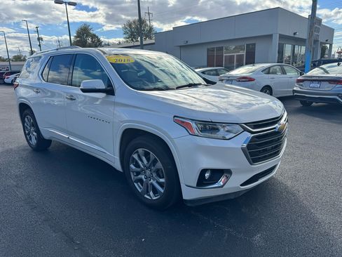 Used 2018 Chevrolet Traverse Premier image 18