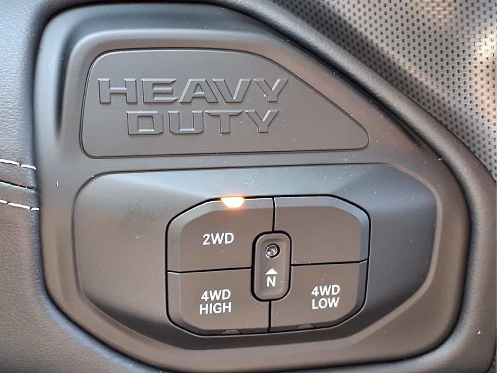 New 2027 RAM 2500 Limited AWD/4WD image 14
