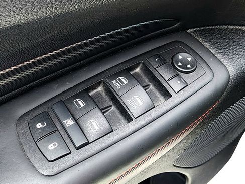 Used 2025 Dodge Durango R/T image 25