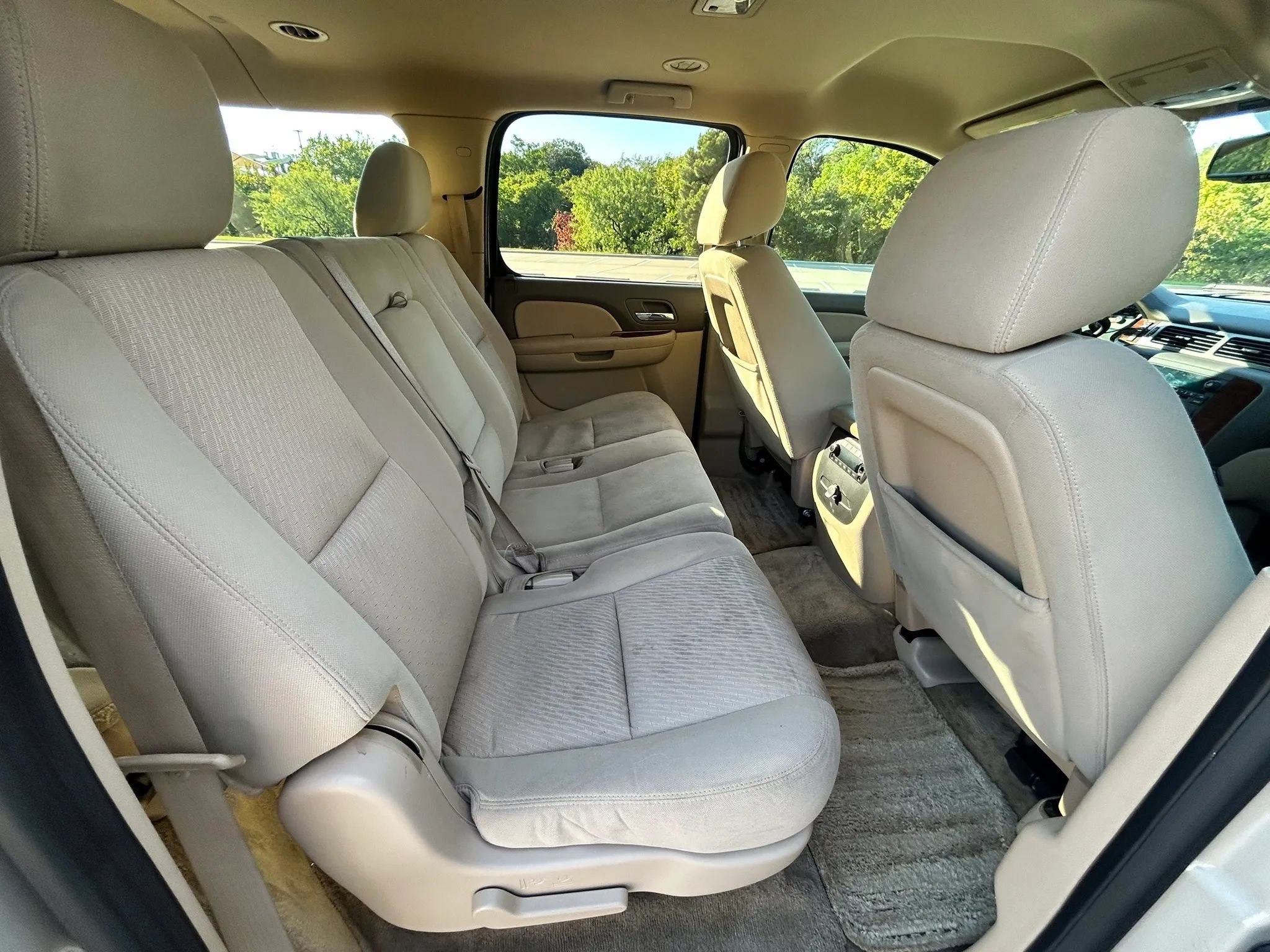 Used 2013 Chevrolet Suburban LS w/ Convenience Package 1 RWD image 17