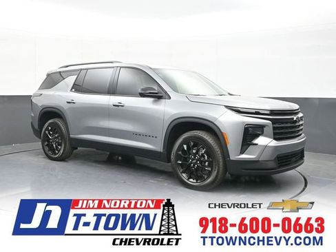 New 2026 Chevrolet Traverse LT w/ Midnight/Sport Edition FWD image 1