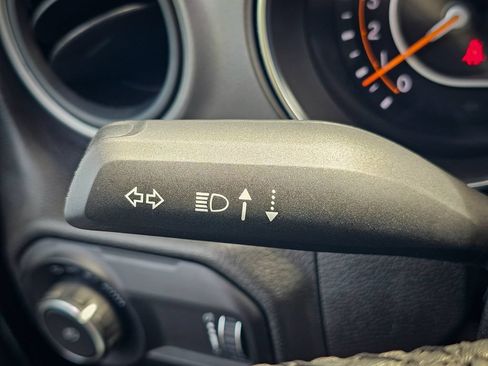 Used 2023 Jeep Wrangler Unlimited Sport AWD/4WD image 15