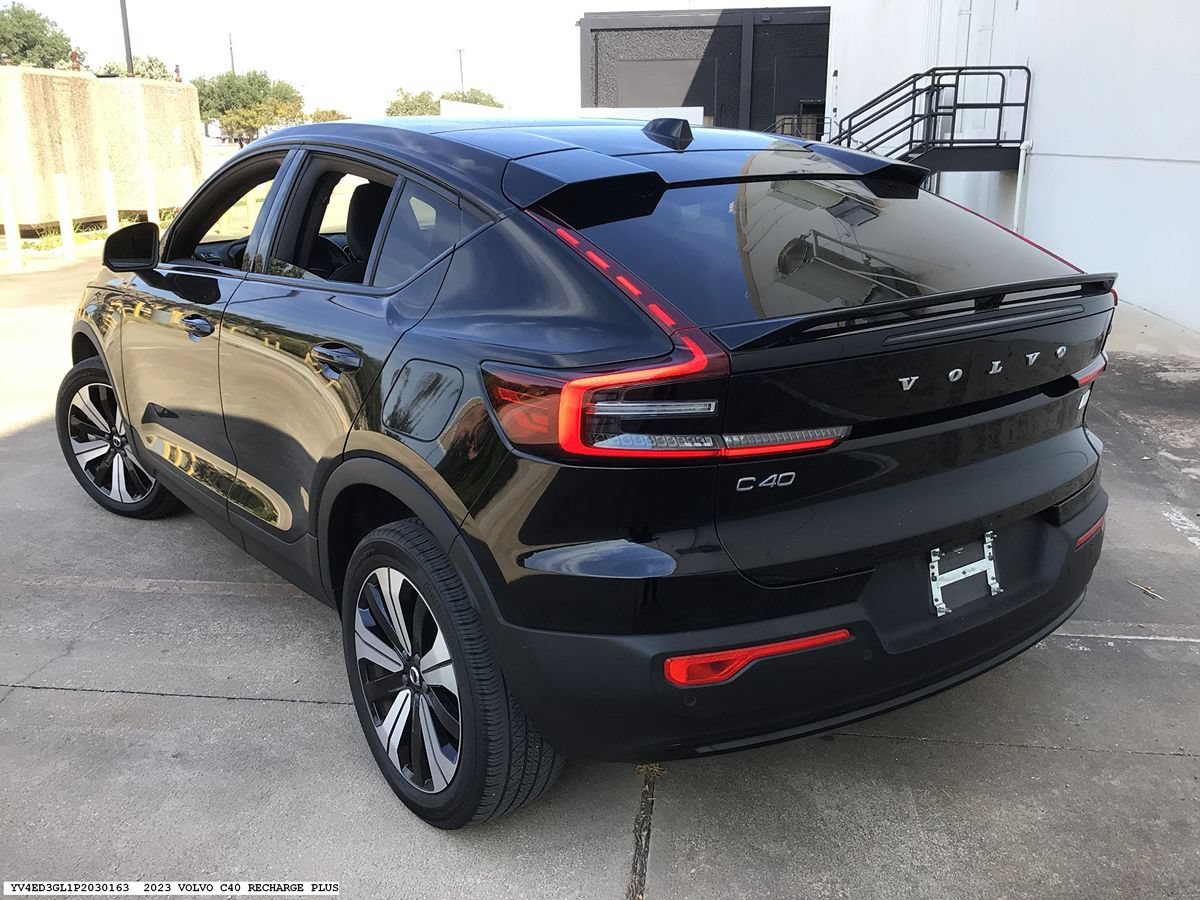 Used 2023 Volvo C40 P8 Recharge Plus AWD/4WD image 5