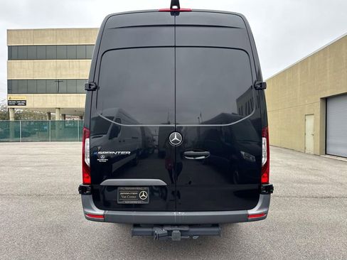 New 2024 Mercedes-Benz eSprinter 170 Cargo image 5