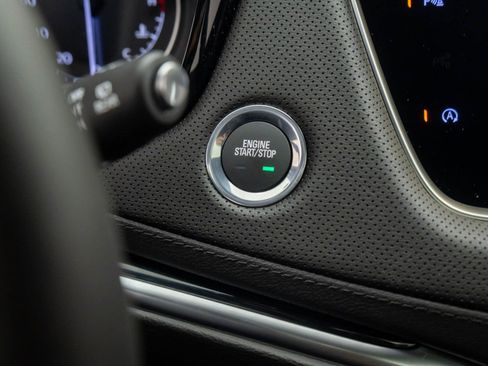 New 2025 Cadillac XT5 Premium Luxury image 21