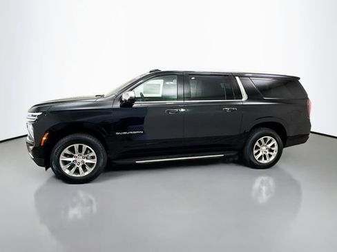 New 2026 Chevrolet Suburban Premier image 4