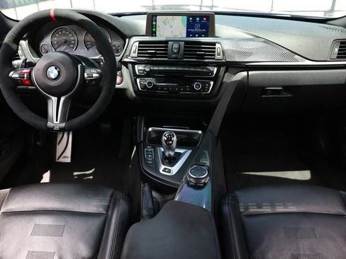 Used 2015 BMW M4 Coupe RWD image 12