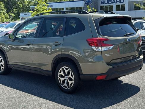 Certified 2023 Subaru Forester Premium AWD/4WD image 6