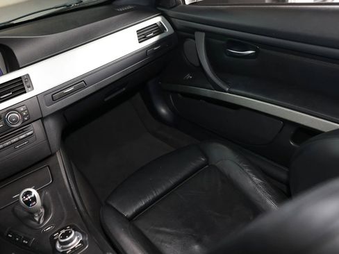 Used 2011 BMW M3 Sedan RWD image 14
