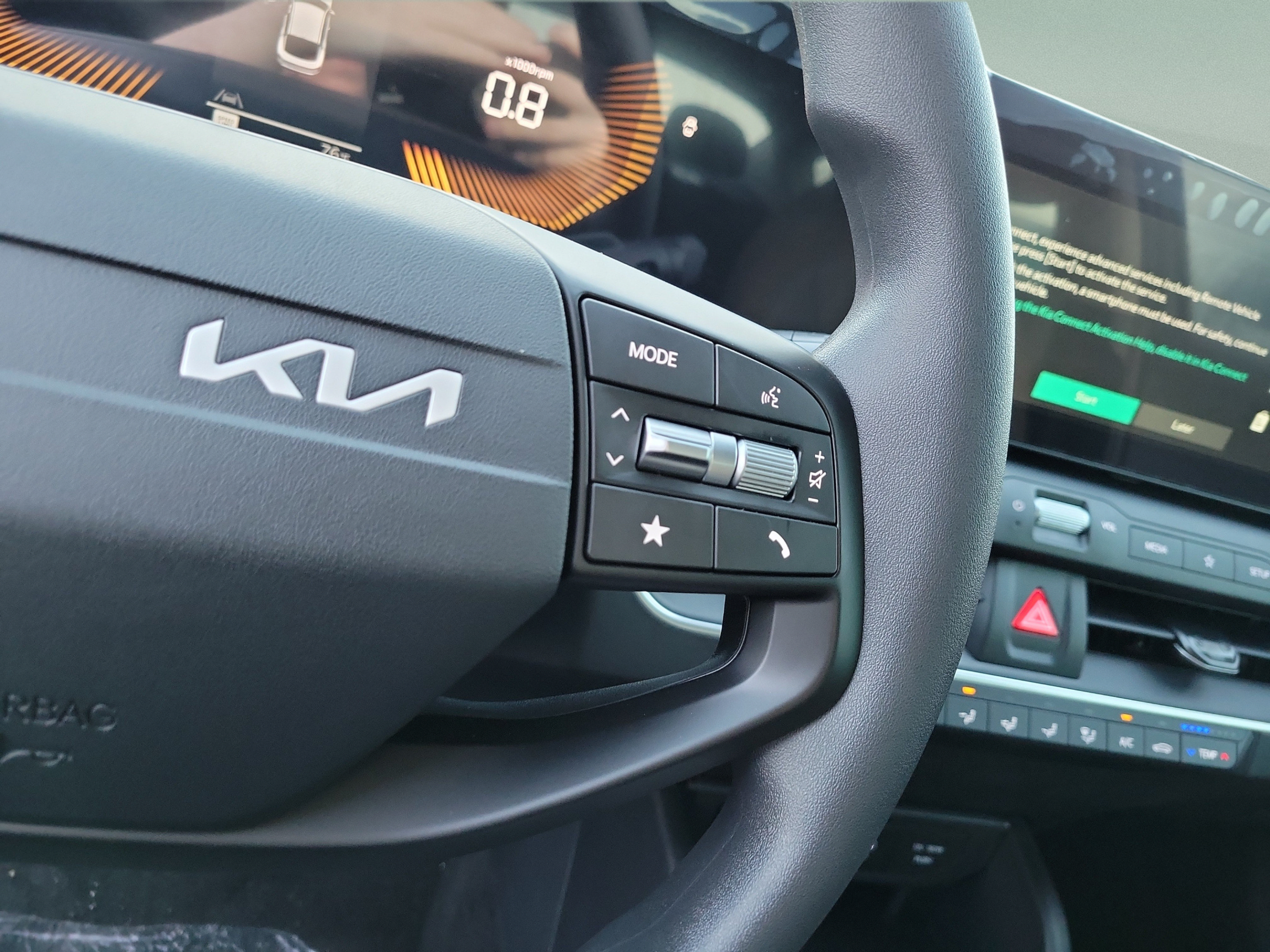 New 2026 Kia K4 FWD image 24
