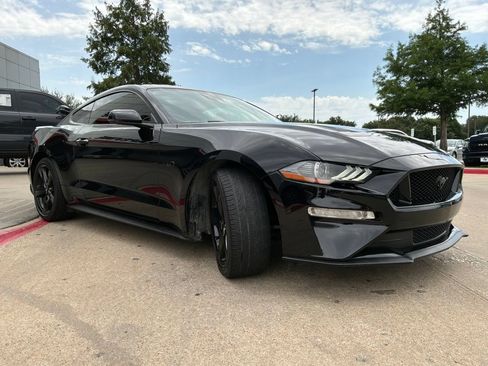 Used 2022 Ford Mustang GT Premium w/ Equipment Group 401A RWD image 4