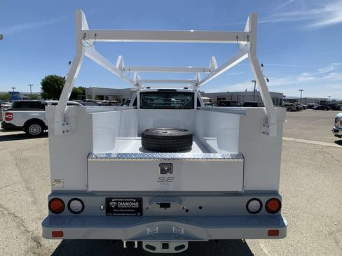 New 2025 Ford F350 XL w/ XL Chrome Package RWD image 33