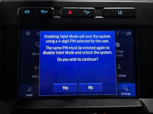 Used 2020 Ford F250 4x4 Crew Cab Super Duty image 34