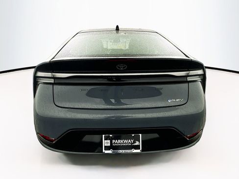 Used 2025 Toyota Prius Plug-In Hybrid w/ Limited Premium Package image 5