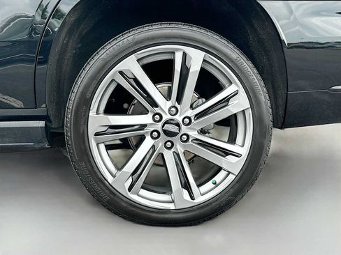 Used 2025 Cadillac Escalade Sport Platinum AWD/4WD image 34