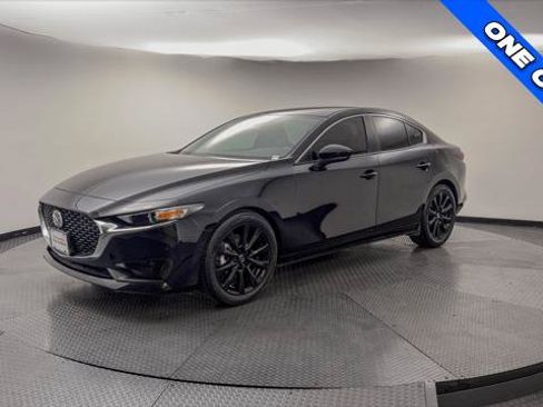 Used 2024 MAZDA MAZDA3 s FWD image 2