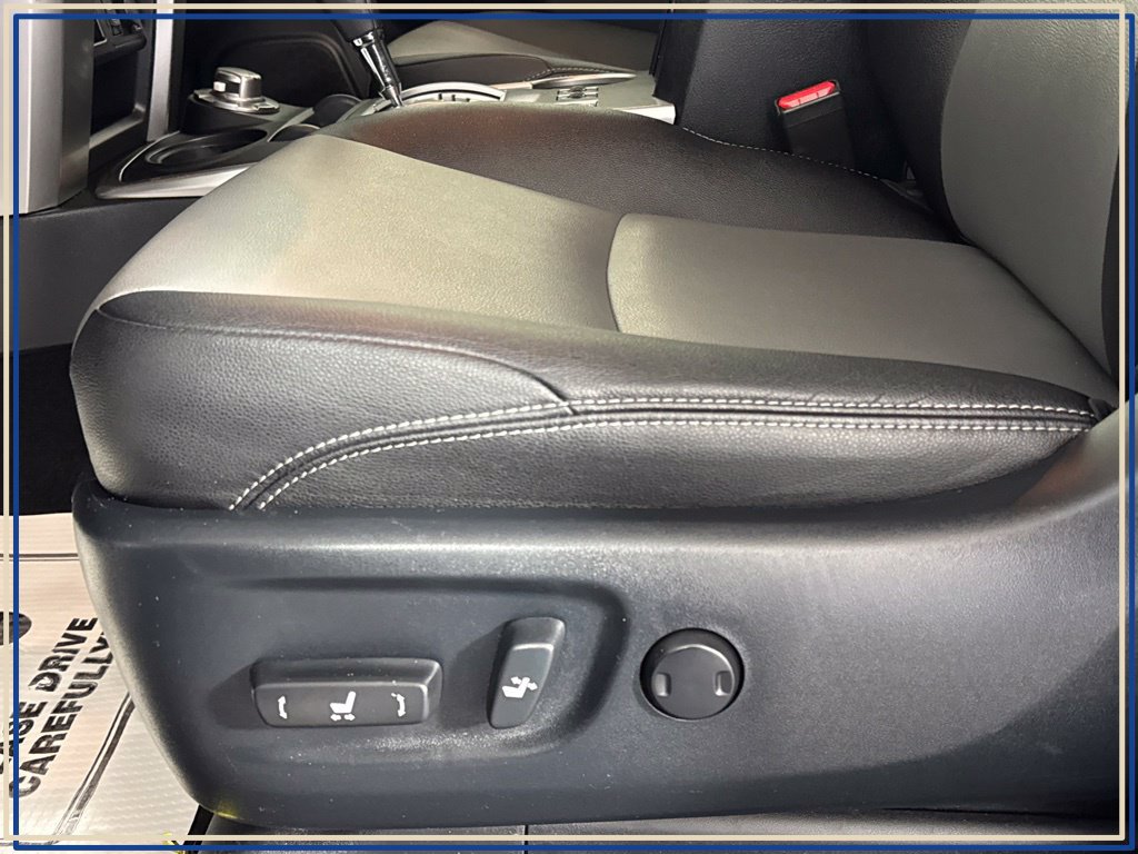 Used 2018 Toyota 4Runner SR5 Premium AWD/4WD image 29