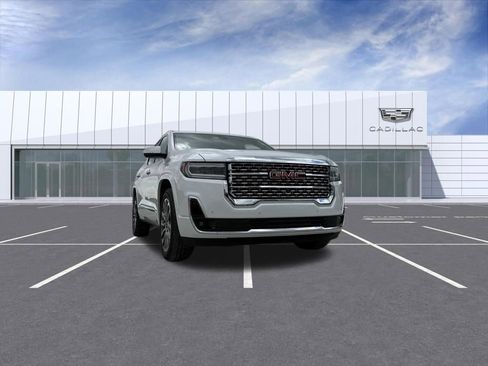 Used 2023 GMC Acadia Denali w/ Denali Ultimate Package AWD/4WD image 8