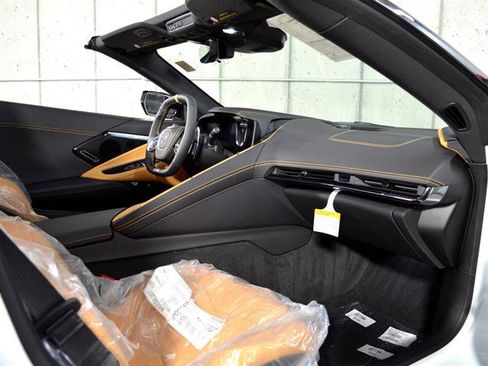 New 2025 Chevrolet Corvette E-Ray image 20