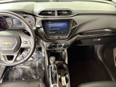 Used 2021 Chevrolet TrailBlazer ACTIV w/ Sun and Liftgate Package image 22